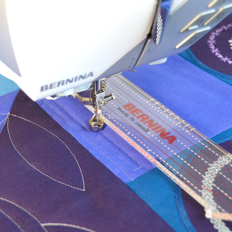 BERNINA 990 Sewing Quilting Embroidery Machine